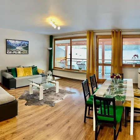 Morskie Oko Apartamentyzakopianskie Basen Sauna Jacuzzi Apartment *